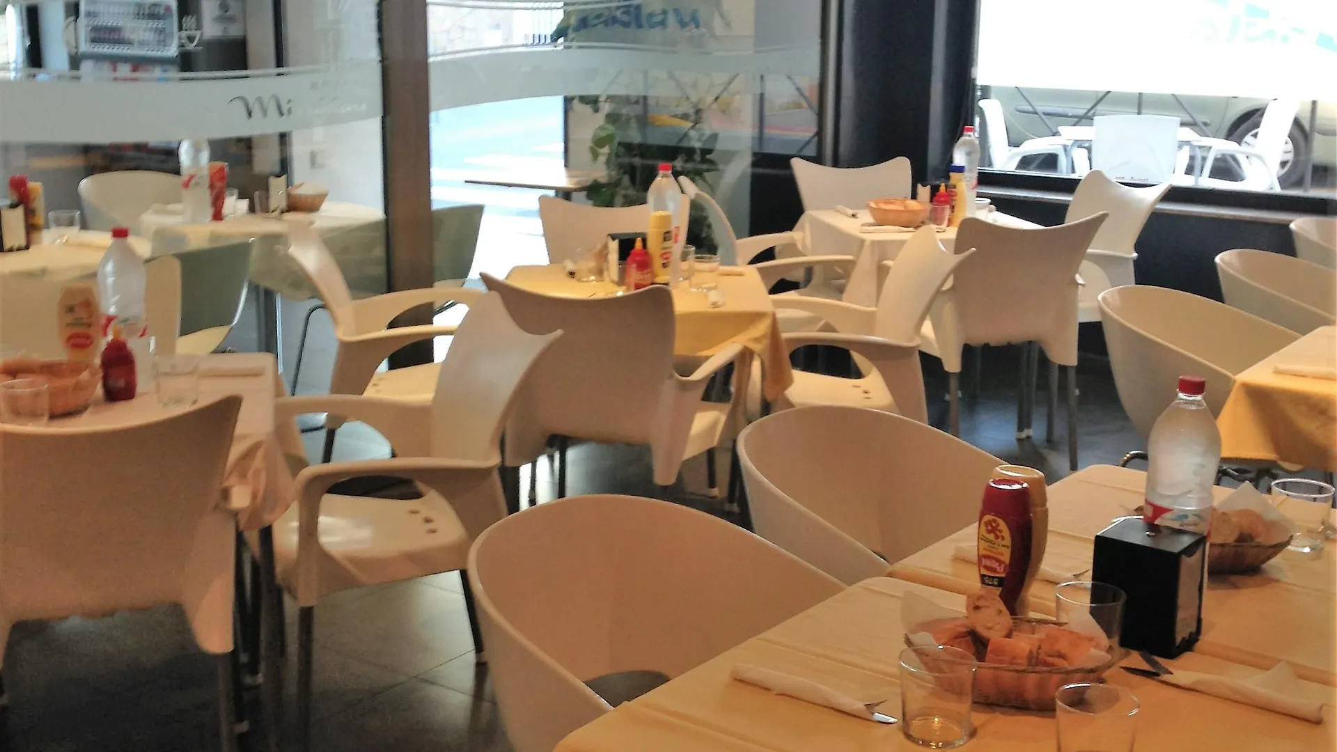 אגוואדולסה Hotel Mirablau