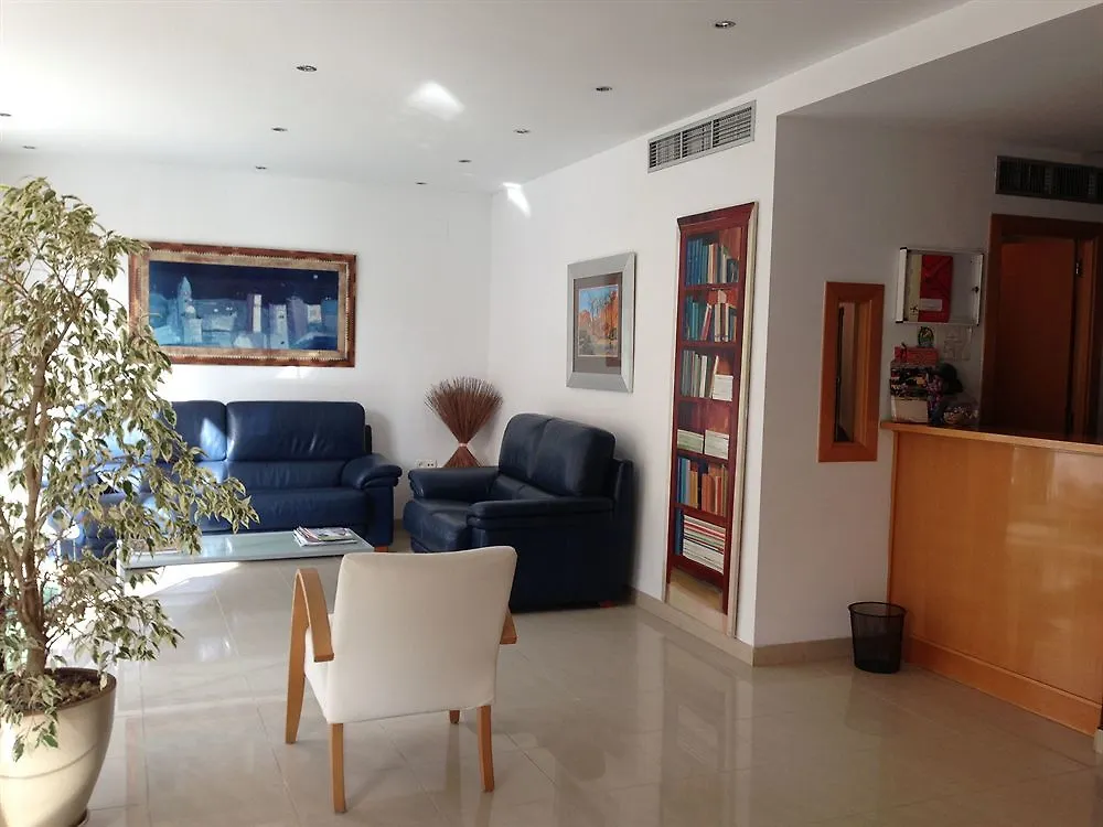 אגוואדולסה Hotel Mirablau