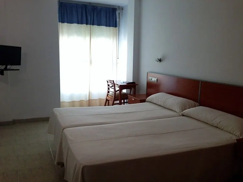 Hotel y Apartamentos Mirablau Aguadulce